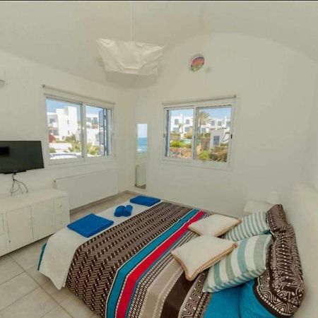 34 Beach Villa Pafos Dış mekan fotoğraf