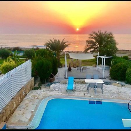 34 Beach Villa Pafos Dış mekan fotoğraf
