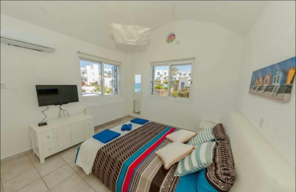 34 Beach Villa Pafos Dış mekan fotoğraf