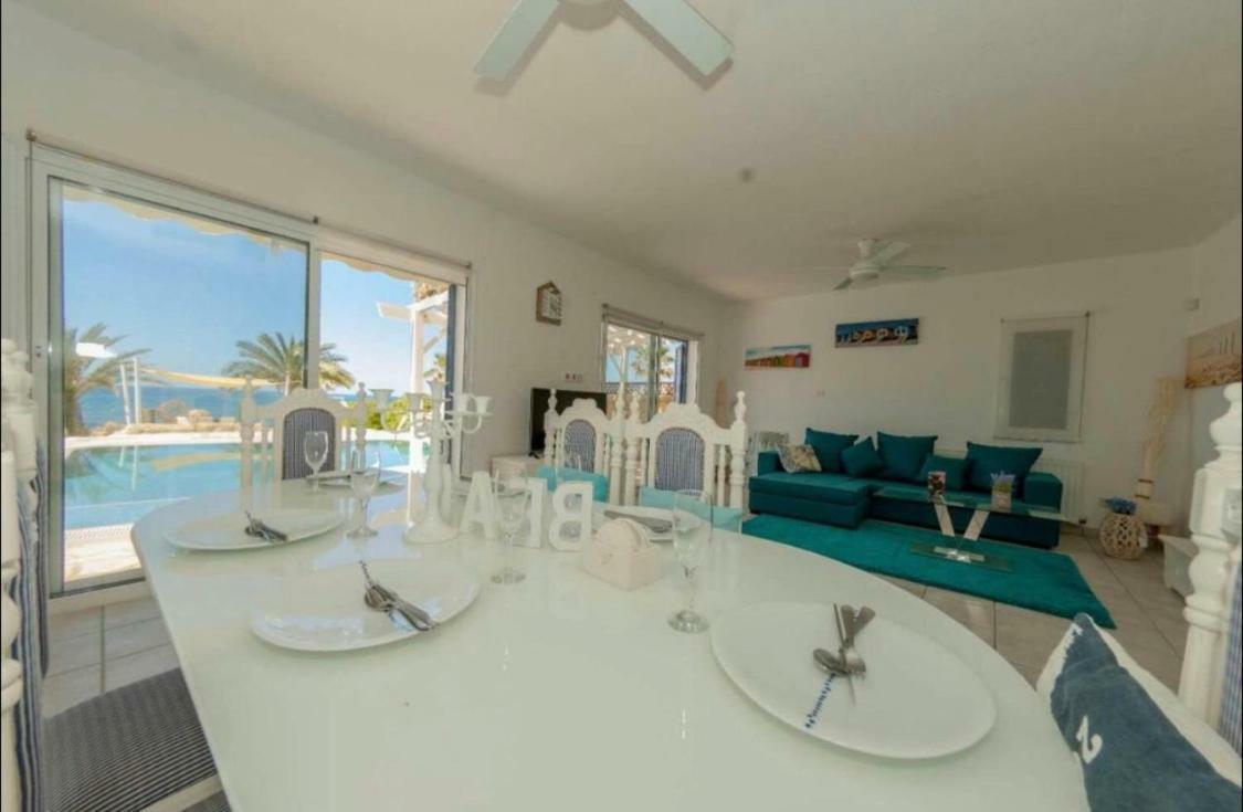 34 Beach Villa Pafos Dış mekan fotoğraf