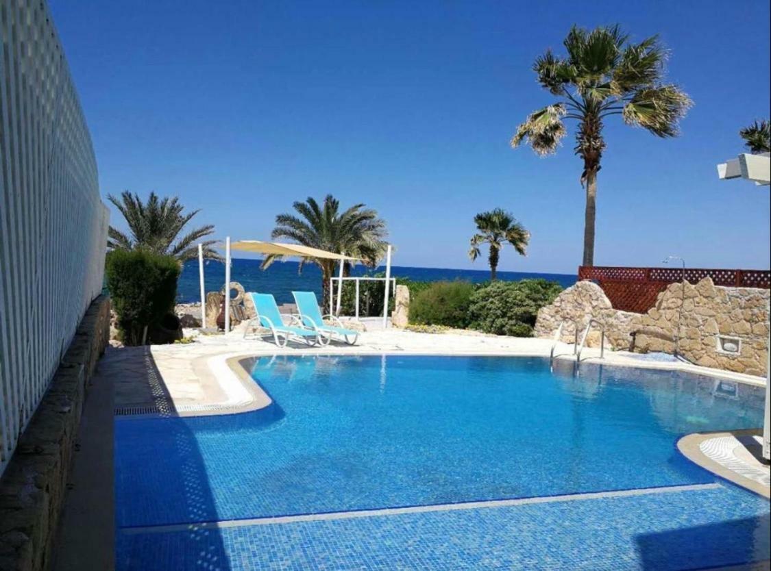 34 Beach Villa Pafos Dış mekan fotoğraf