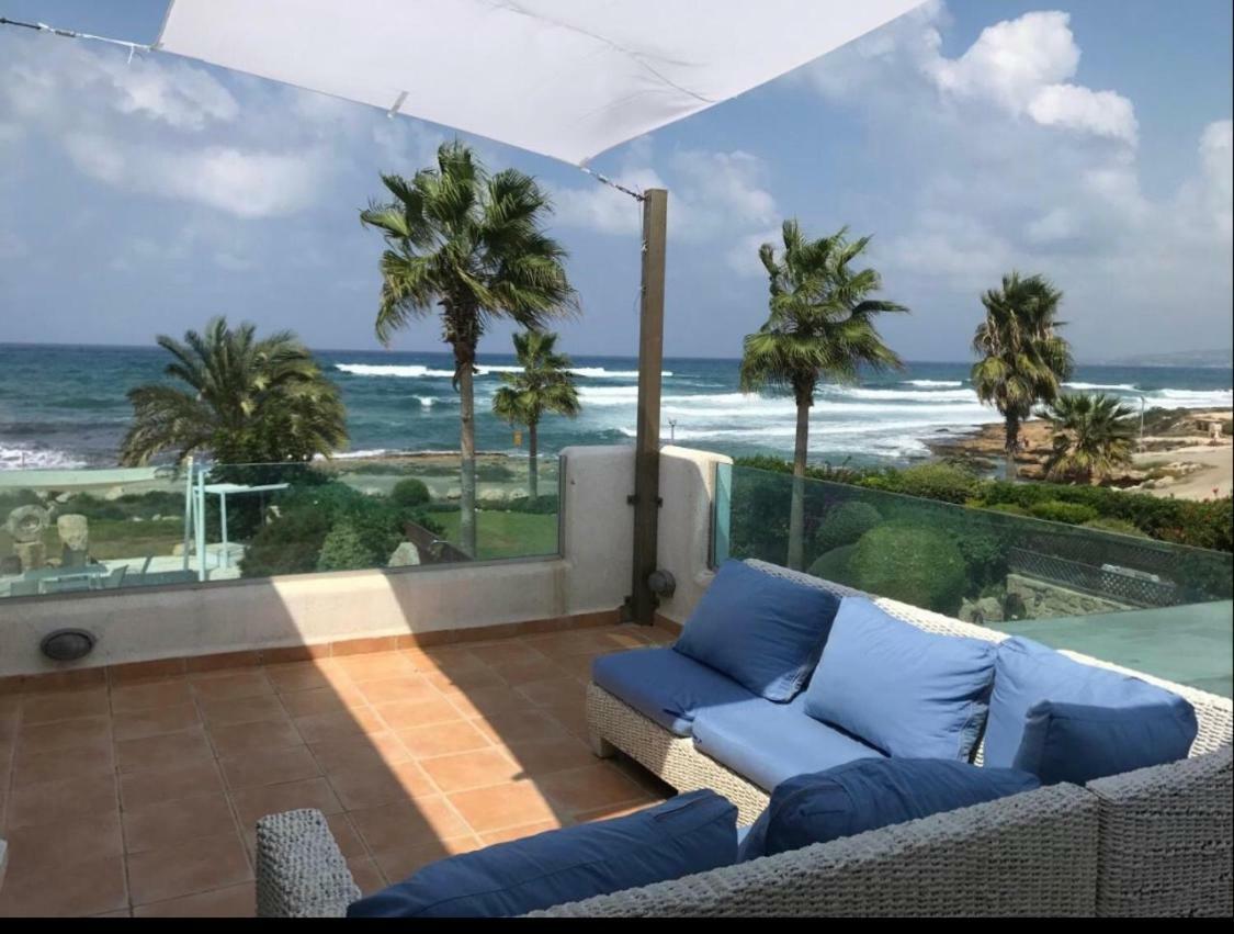 34 Beach Villa Pafos Dış mekan fotoğraf